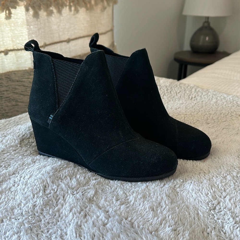 Toms Black Ankle Booties
